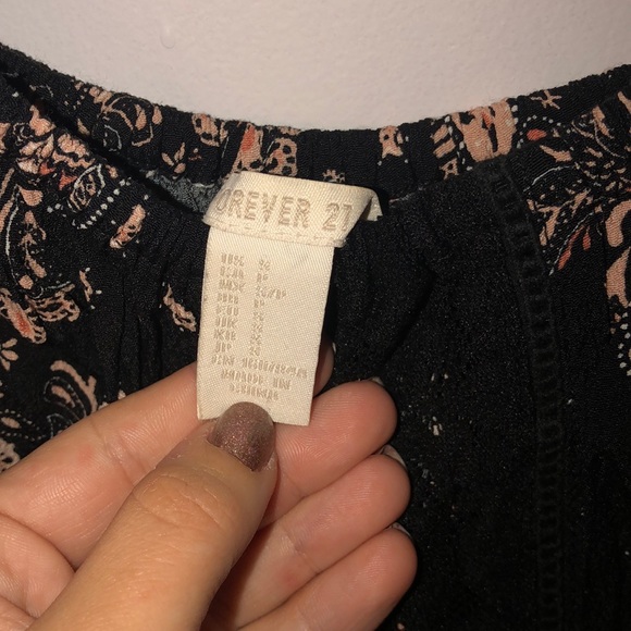 Forever 21 Top - Picture 3 of 5